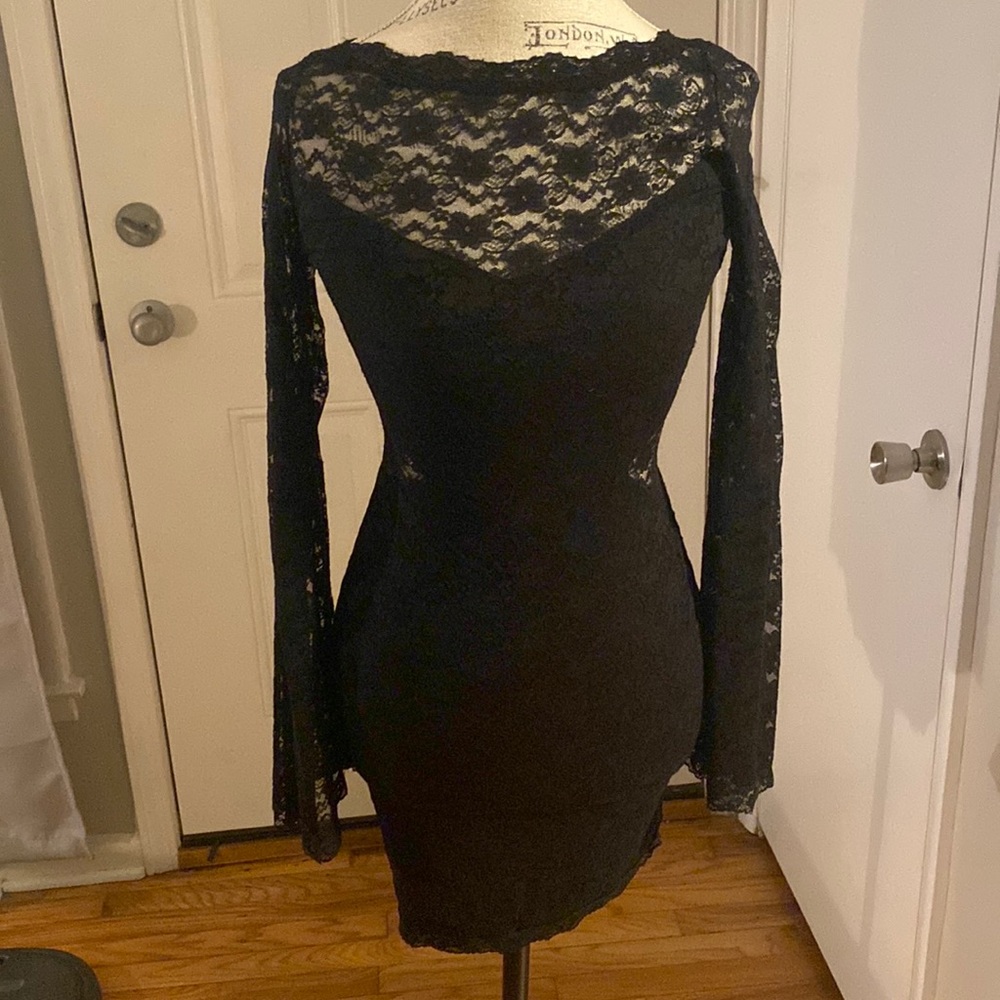 Beautiful lace Free People dress!
